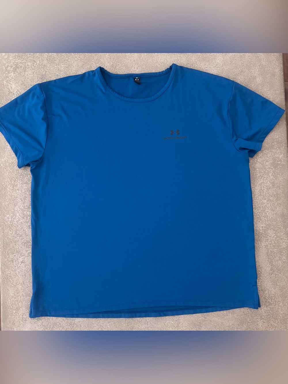 Under Armour Rush Blue Performance Training Shirt Men's Large Athletic Tee